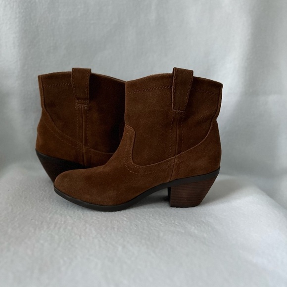 Call It Spring Size 7 Cognac Suede Ankle Booties - Picture 7 of 14